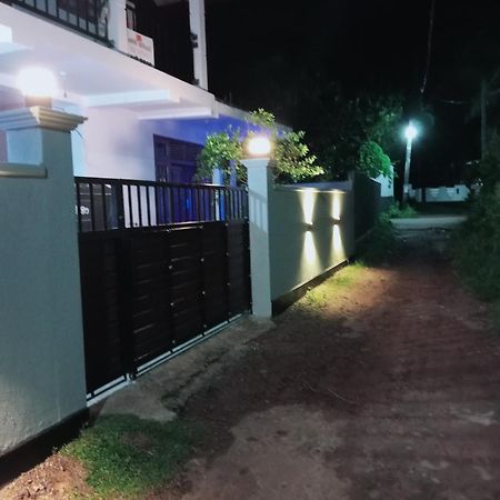 Great Yeheni Villa 히카두와 외부 사진
